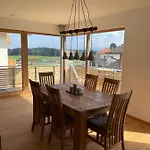Schmied Von Almertsham Apartman *